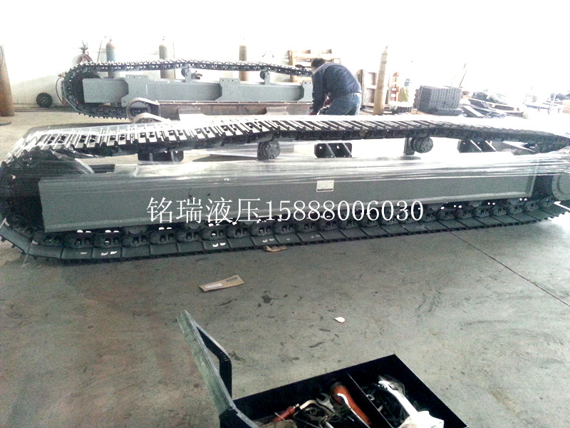 礦機(jī)移動(dòng)履帶底盤(pán)