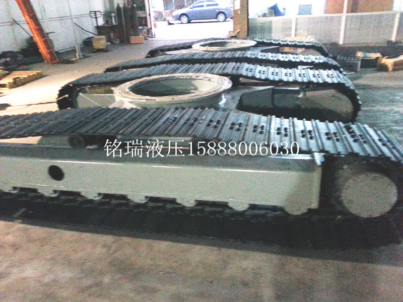 螺旋打樁機(jī)上用X梁底盤(pán)